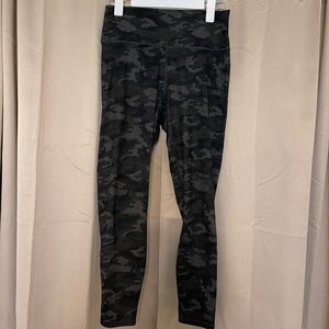 Fabletics Black & Grey Camo Leggings